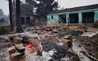 مجموعة هندوسية تحرق منازل قرية مسلمة بالهند