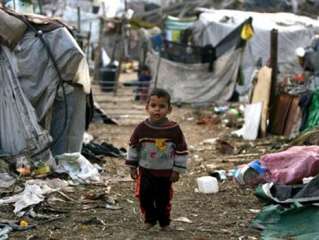 ”سجن مفتوح”.. معدل الفقر في غزة يرتفع لـ 80% جراء الحصار