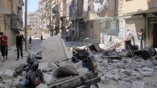 طيران الأسد يقصف حلب وإدلب وحماة بالبراميل المتفجرة