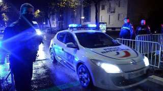 أوروبا |رصاص مجرمي الإسلاموفوبيا يقتل مسلمة فرنسية محجبة شمال باريس
