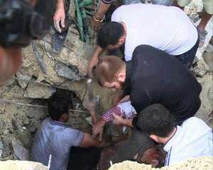 التحالف الدولى يشارك في إبادة حلب . استشهاد 3 أطفال وامرأة في غارة لطيرانه