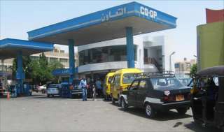 مصر ترفع أسعار الوقود عقب تعويم الجنيه