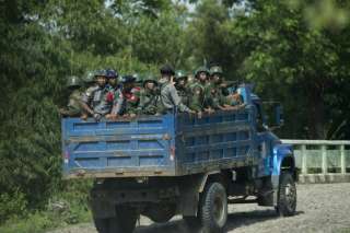 توقيف شرطيين بورميين بعد تجاوزات بحق الروهينغا