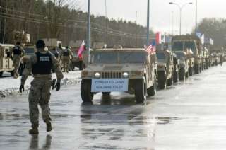 أوروبا : كتيبة مدرعة أمريكية تصل إلى بولندا وسط استياء روسي