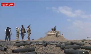 اليمن  : الجيش اليمني يستولي على جبل إستراتيجي بالمخا