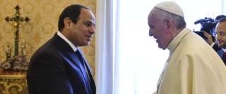 قداس لبابا الفاتيكان في ستاد عسكري مصري.. وهذه القضايا الـ8 التي تناولها في خطاباته