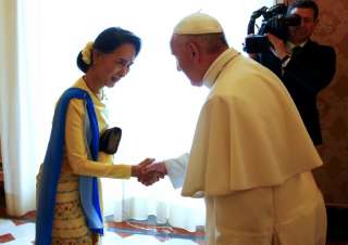 الفاتيكان وبورما يعلنان اقامة علاقات دبلوماسية