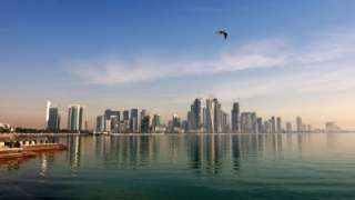 الإمارات تحظر ”التعاطف” مع قطر وتهدد المخالفين بالسجن أو دفع غرامة مالية