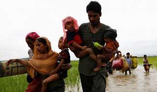 تعليق برنامج أممي ونزوح آلاف الروهينغا لبنغلاديش