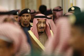 أمير سعودي منشق يدعو لاجتماع عاجل مع كبار أفراد الأسرة الحاكمة لعزل الملك سلمان وولي عهده