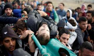 أربعة شهداء ومئات الجرحى بمواجهات نصرة القدس