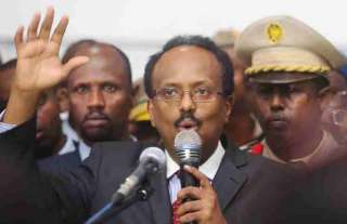 الرئيس الصومالي يوجه تحذيره الأخير لـ”عيال زايد”: سنقف بالمرصاد أمام الساعين لنهب ثرواتنا