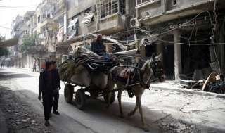 سوريا : قصف إدلب بالفوسفور ومصير دوما مجهول