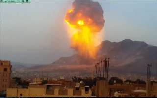 اليمن | الحوثيون يهاجمون السعودية بطائرتين من دون طيار وصواريخ بالستية والتحالف يرد بغارات جوية