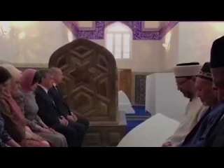 بالفيديو: أردوغان يرتل القرآن الكريم في حضرة رئيس أوزباكستان وزوجته