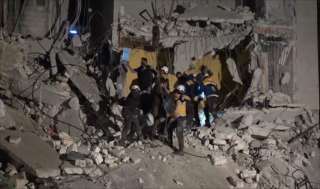 سوريا | 100قتيل وجريح بغارات على مناطق خفض التصعيد بإدلب