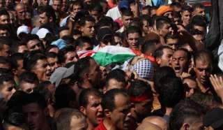 غزة .. آلاف الفلسطينيين يشيعون شهداء ”مليونية القدس”