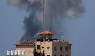 فلسطين : ردا على الطائرات الورقية.. الاحتلال يقصف غزة بالصواريخ وحماس ترد بقصف المستوطنات