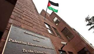واشنطن تلغي إقامات السفير الفلسطيني وتغلق الحسابات المصرفية لمنظمة التحرير