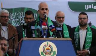 عباس يتوعد غزة وحماس تحمّله تبعات أي خطوات تستهدف القطاع