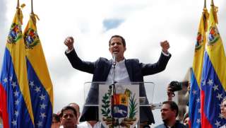 زعيم معارضة فنزويلا يعلن نفسه رئيسا وواشنطن تعترف به