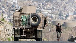 اليمن | اشتباكات عنيفة بين القوات اليمنية والحوثيين في الحديدة