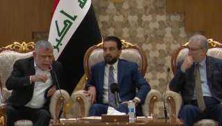 العراق ... الكتل السياسية تواصل مشاوراتها والحراك الشعبي يواصل زخمه