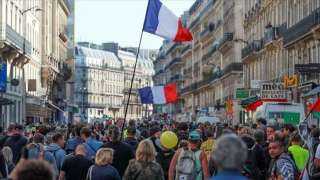 فرنسا ... الإضراب يدخل في يومه الخامس عشر