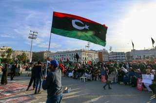 ليبيا.. قوات حفتر تتراجع جنوبي طرابلس وروسيا تعترف بتغيّر موازين القوى
