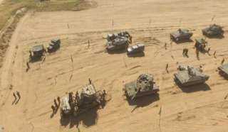 صحيفة عبرية: الجيش الإسرائيلي يجهز ممرات برية استعدادا لحرب مع غزة