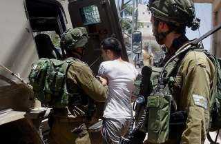 فلسطين ... الاحتلال يعتقل 13 فلسطينيا في الضفة ويستهدف صيادي غزة