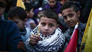 في يومهم الوطني.. أطفال فلسطين تحت وطأة الاحتلال والفقر وكورونا (تقرير)