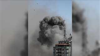 إسرائيل تقصف برجا يضم مكتبي ”الجزيرة” وأسوشيتد برس بغزة