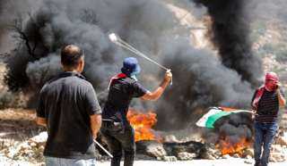 فلسطين... اشتباكات واعتقالات بالضفة ومستوطنون يقتحمون الأقصى