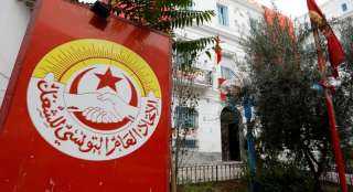تونس .. الإضراب يوقف حركة النقل والملاحة الجوية والبحرية والحكومة واتحاد الشغل يتبادلان الاتهامات