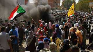 السودان.. الآلاف يتظاهرون ضد الحكم العسكري