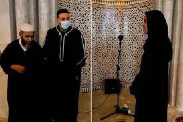 مارين الحيمر أثناء إشهار إسلامها في أحد مساجد فرنسا