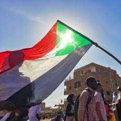 السودان.. الجيش يتهم الدعم السريع باغتيال واختطاف ضباط متقاعدين والبرهان يرفض الجلوس مع ”قائد مليشيا”