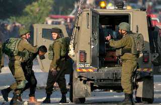 الاحتلال يعتقل 5 فلسطينيين في أنحاء متفرقة من الضفة الغربية