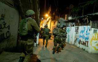 فلسطين ..قوات الاحتلال تشن حملة اعتقالات في عدة مناطق بالضفة الغربية