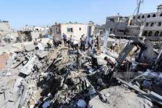 الاحتلال يواصل قصفه على خان يونس وينسف مبانٍ في البريج ومدينة غزة